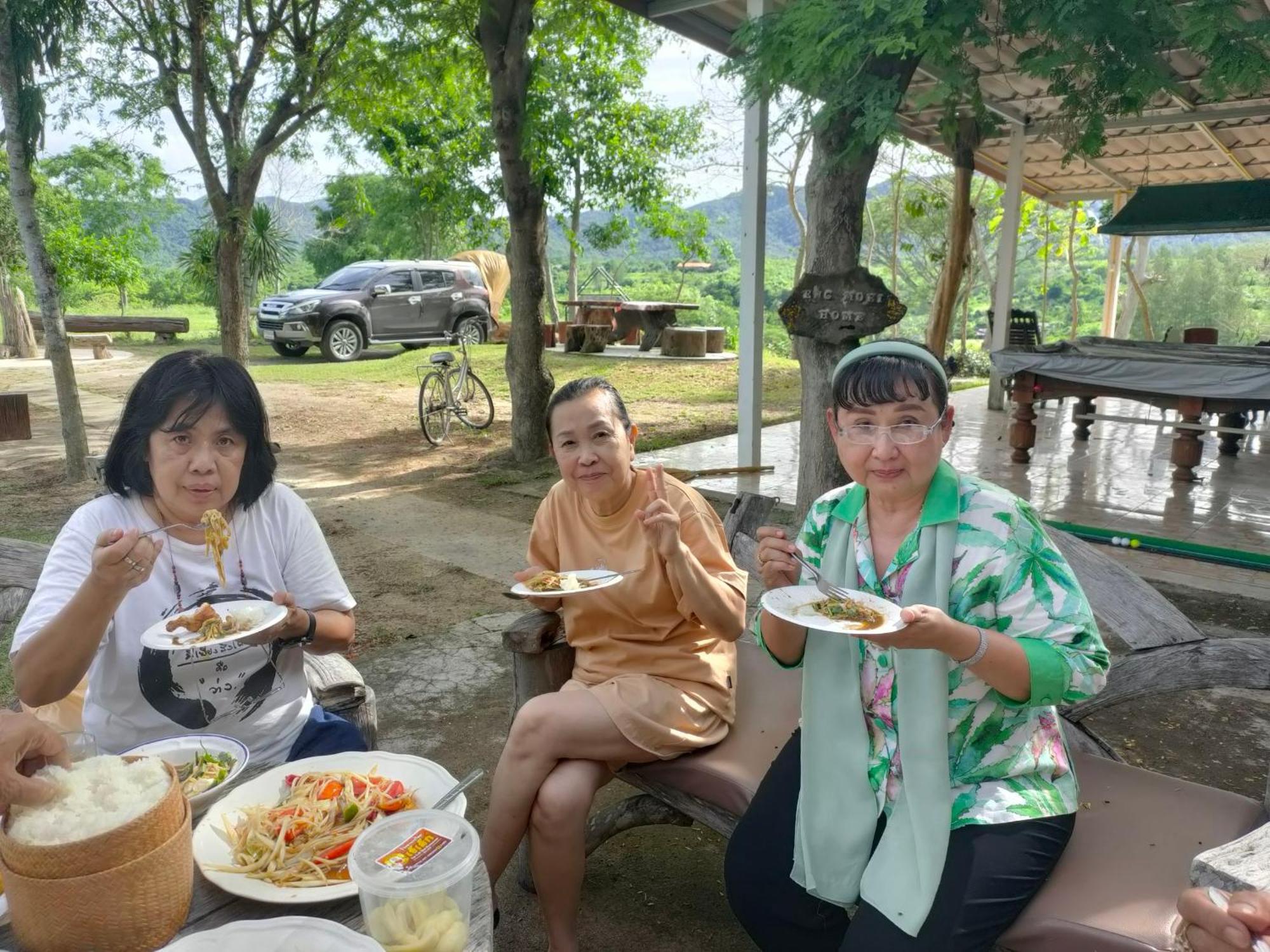 บ้านอิงเมยแคมป์ แก่งกระจาน Ban Phu Bon Ngoại thất bức ảnh